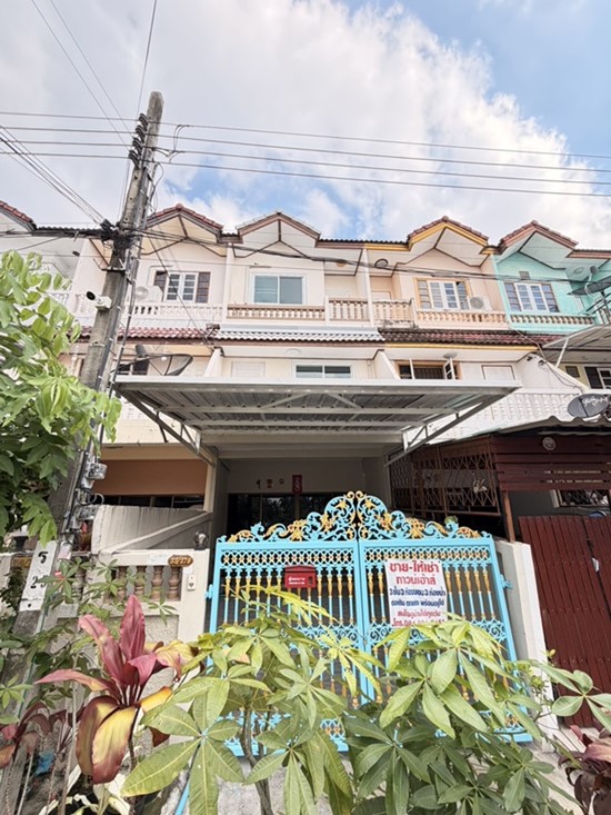 ให้เช่า ทาวเฮ้าส์ 3ชั้น 3ห้องนอน หมู่บ้าน สินทวีแกรนด์วิลเลจน์ รีโนเวท บ้านพร้อมอยู่ บ้านเปล่า โทร 0818218151